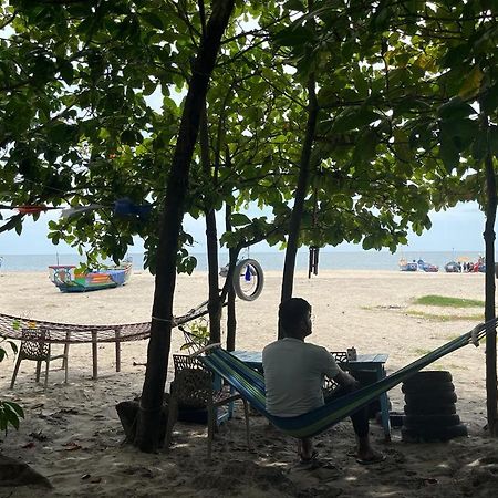 Beachcampers Only For Foreign Traveler'S Alappuzha Extérieur photo