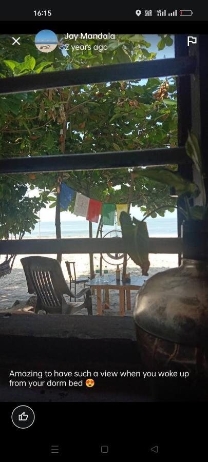 Beachcampers Only For Foreign Traveler'S Alappuzha Extérieur photo